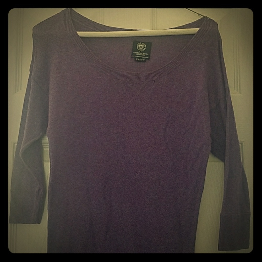 American Eagle sweater